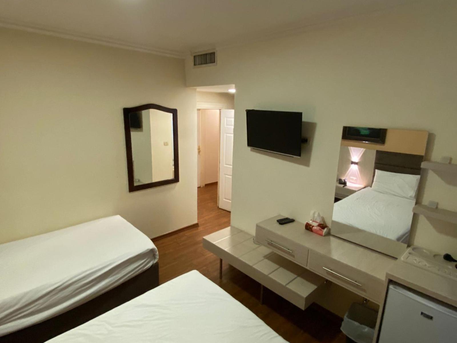 Rozana Hotel 安曼 外观 照片